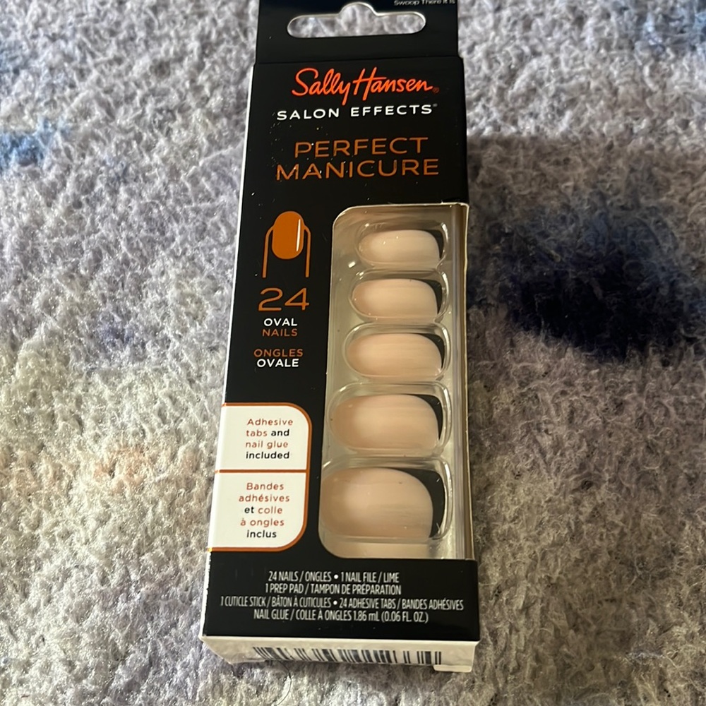 New oval nails…
